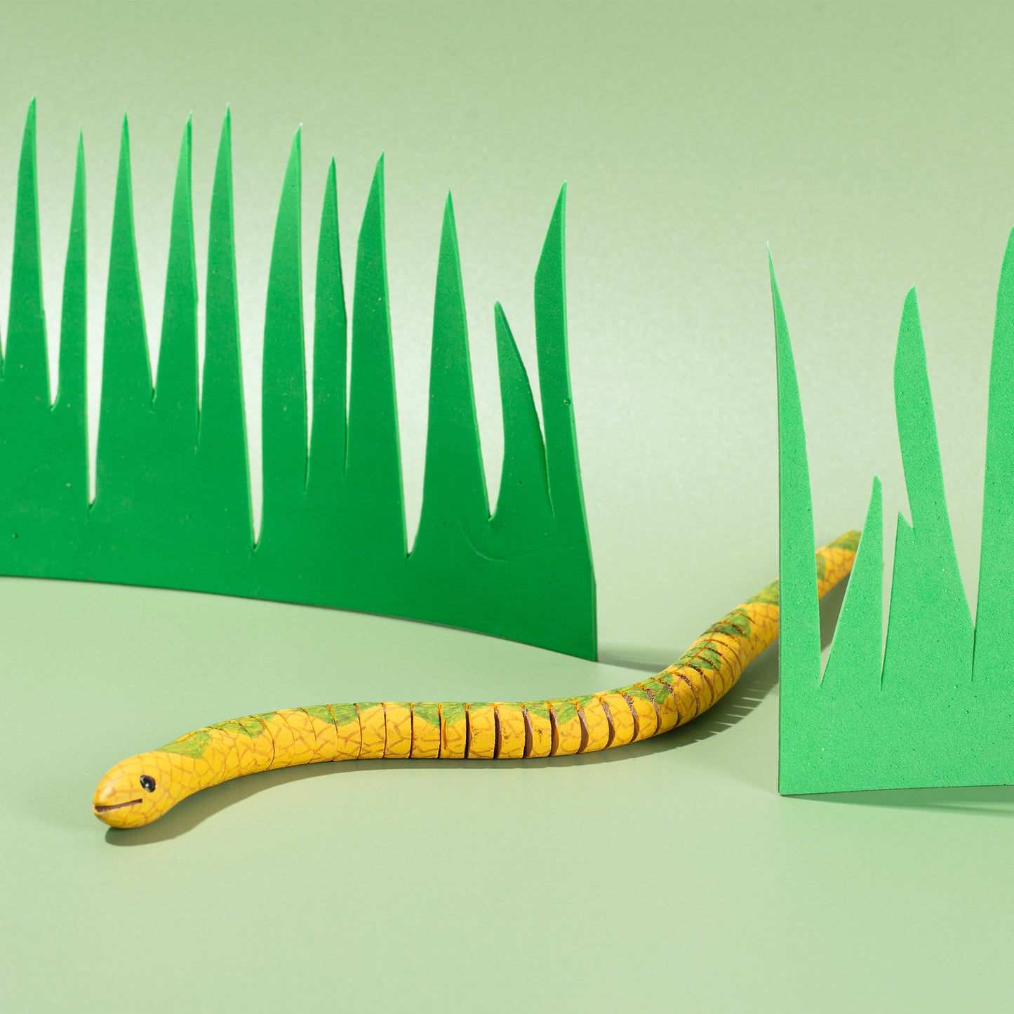 Flexible Wooden Snakes (12 Pack)