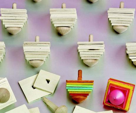Wooden Spinning Tops (12 Pack) - EconoCrafts