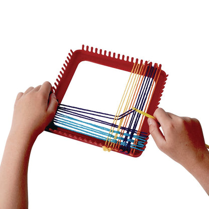 Pepperell Plastic Weaving Loom & Hook